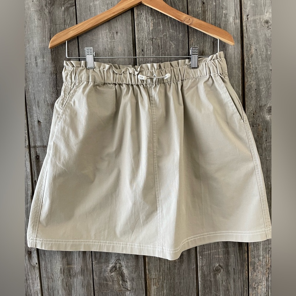 TARGET It’s A New Day elastic waist skirt - a-line cut - size large.